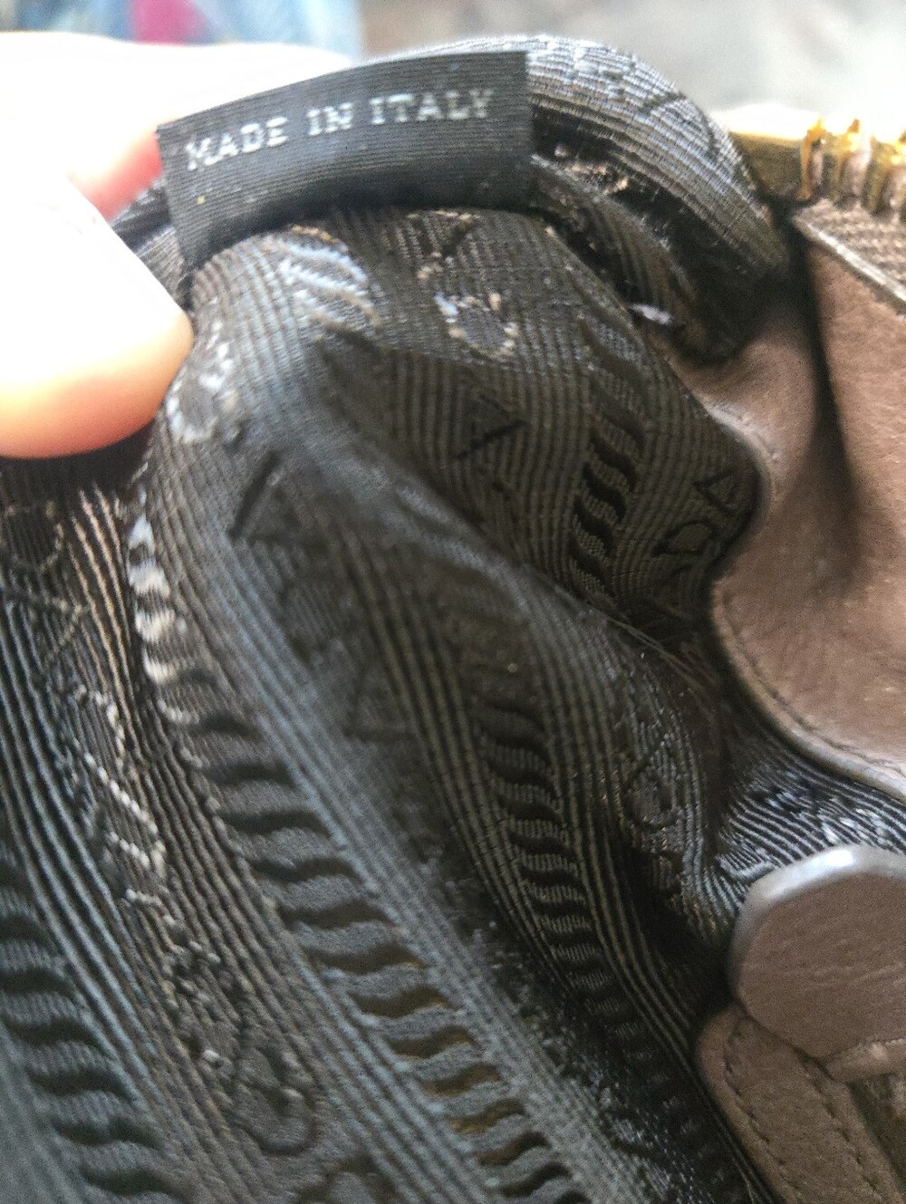 Prada‎ Brown Leather Bag - Picture 7 of 17
